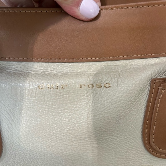 Cuir Rose pebbled leather cream and tan satchel bag. Shoulder strap. Gold detail - Picture 2 of 16